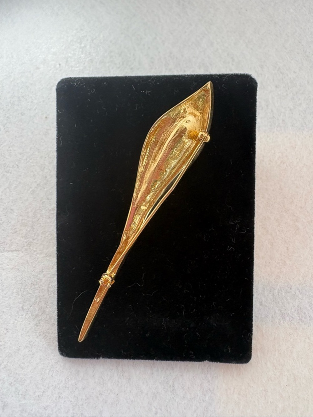 Rhinestone Pin - Picture 2 of 3